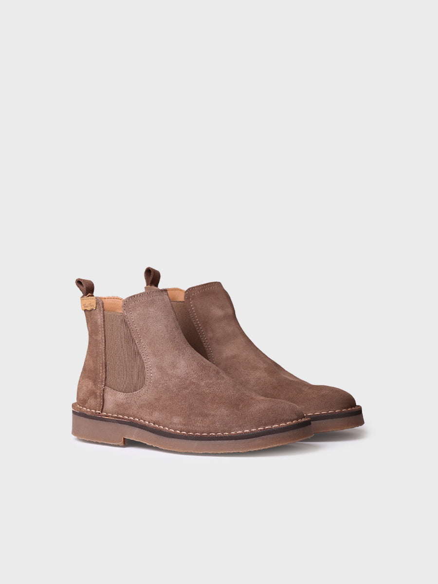 Women's suede ankle boots with elastic side panels | ISA-SY