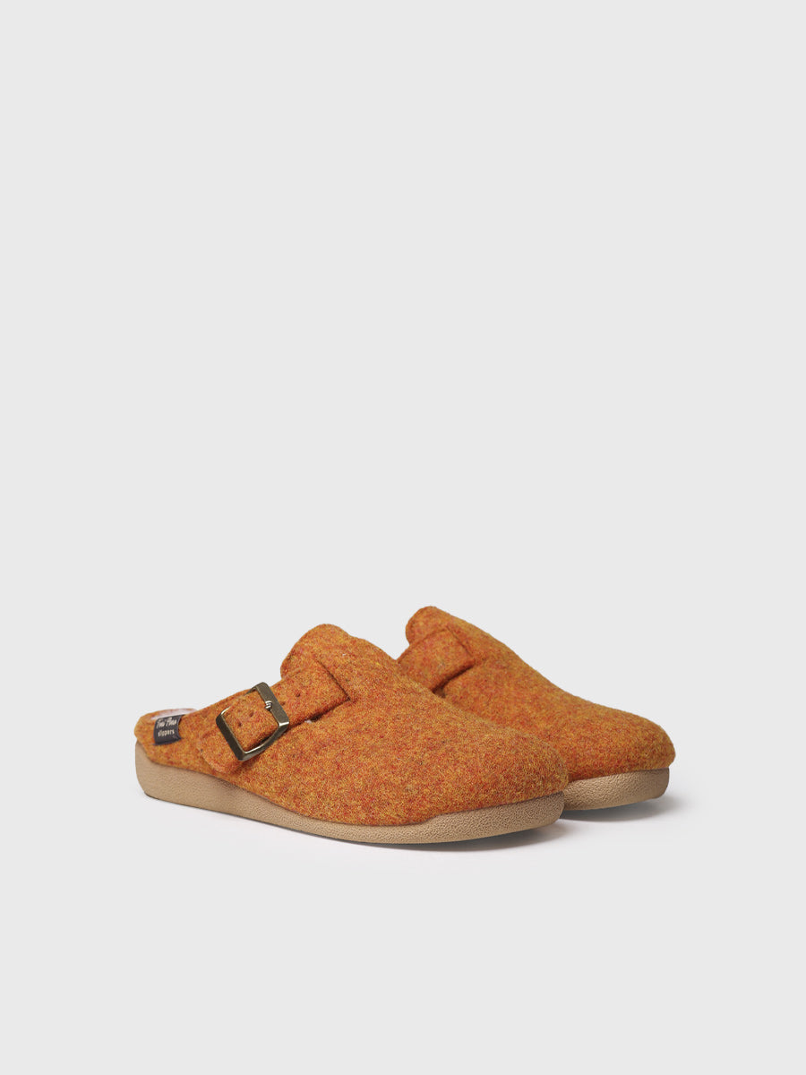 Women's clog-style slipper with buckle | MIMA-FP