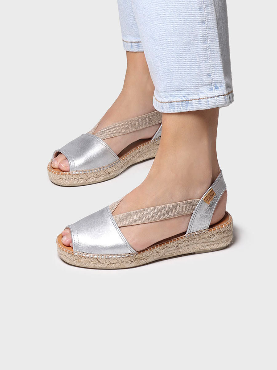 Flat leather sandal with elastics - ETNA-SILVER