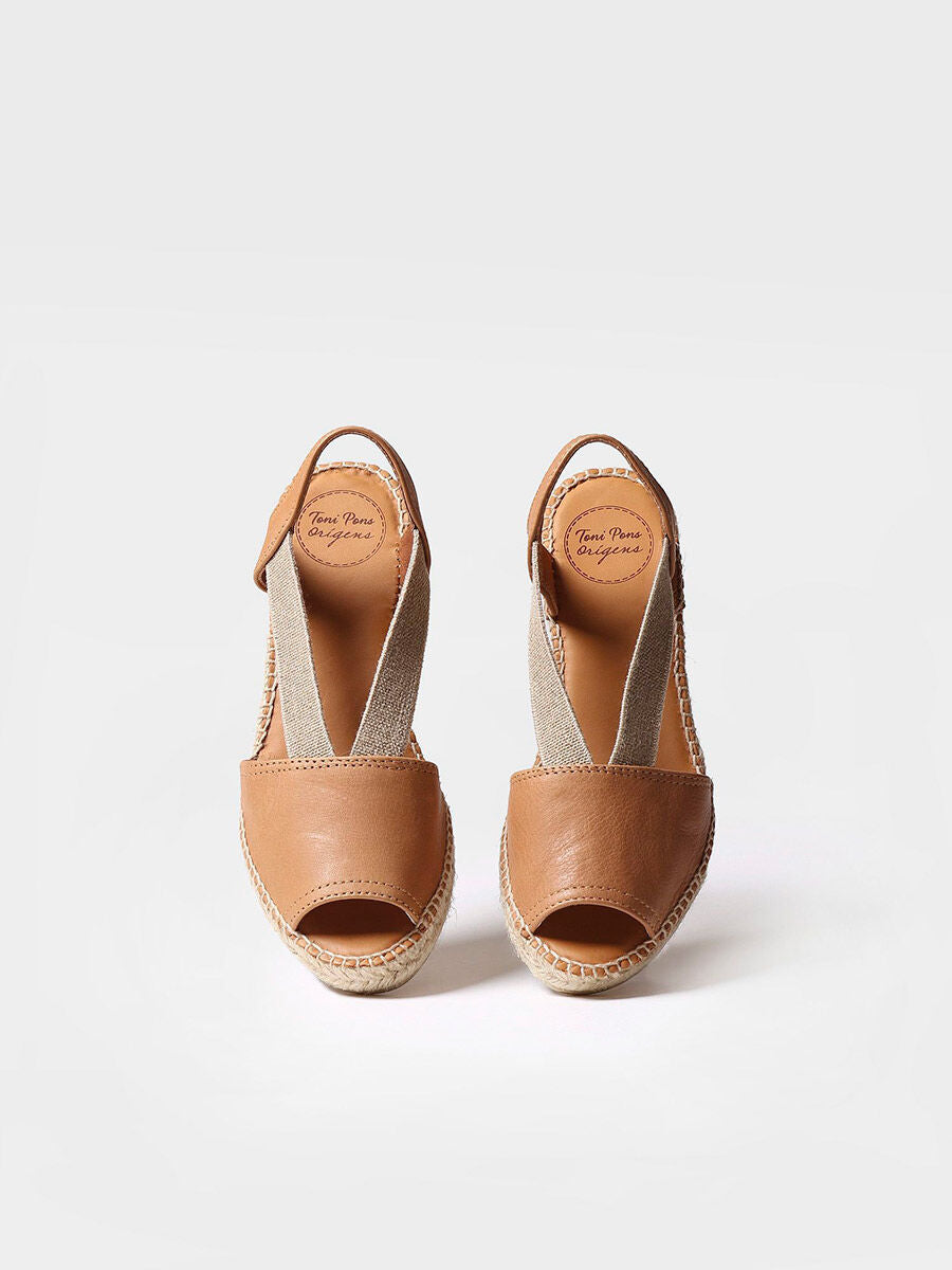 Flat leather sandal with elastics - ETNA-TAN