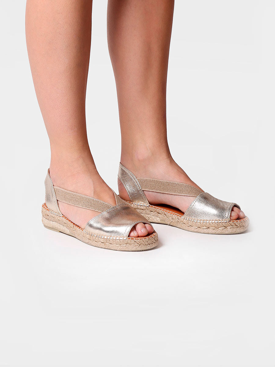 Flat leather sandal with elastics - ETNA-PLATINUM