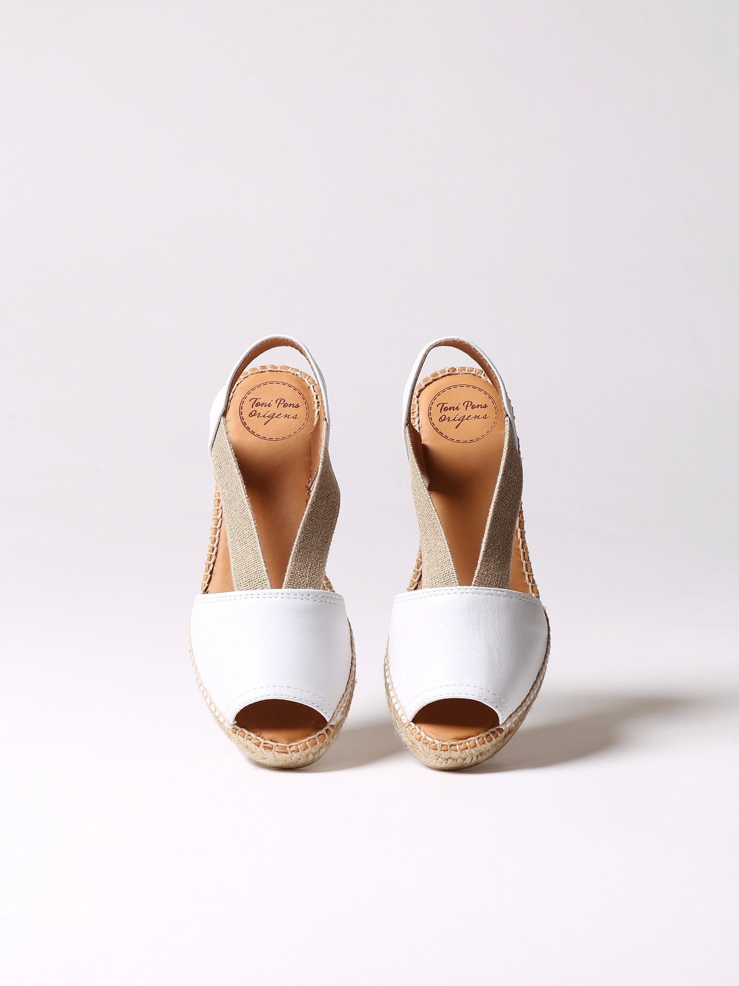Flat leather sandal with elastics - ETNA