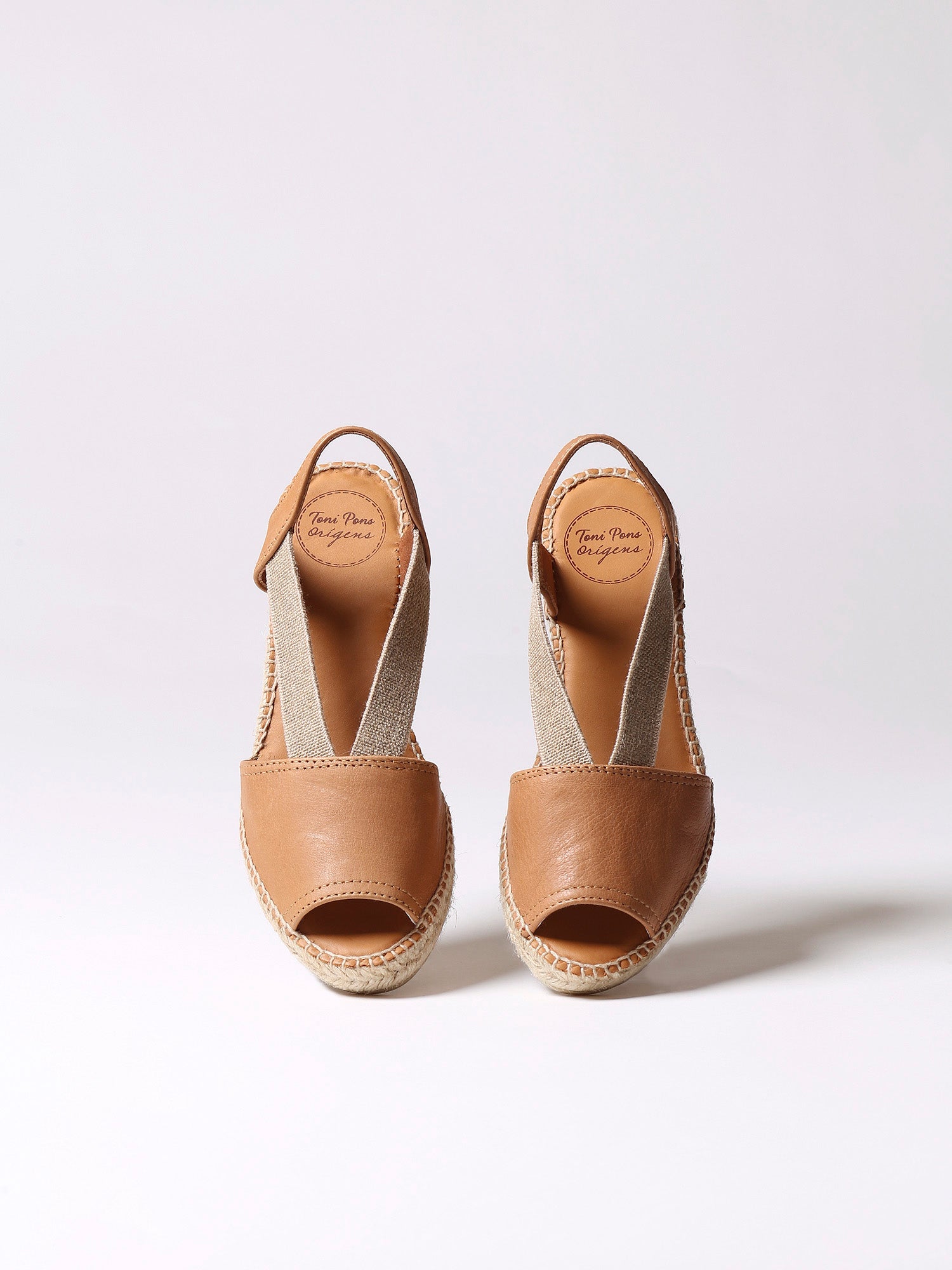 Flat leather sandal with elastics - ETNA