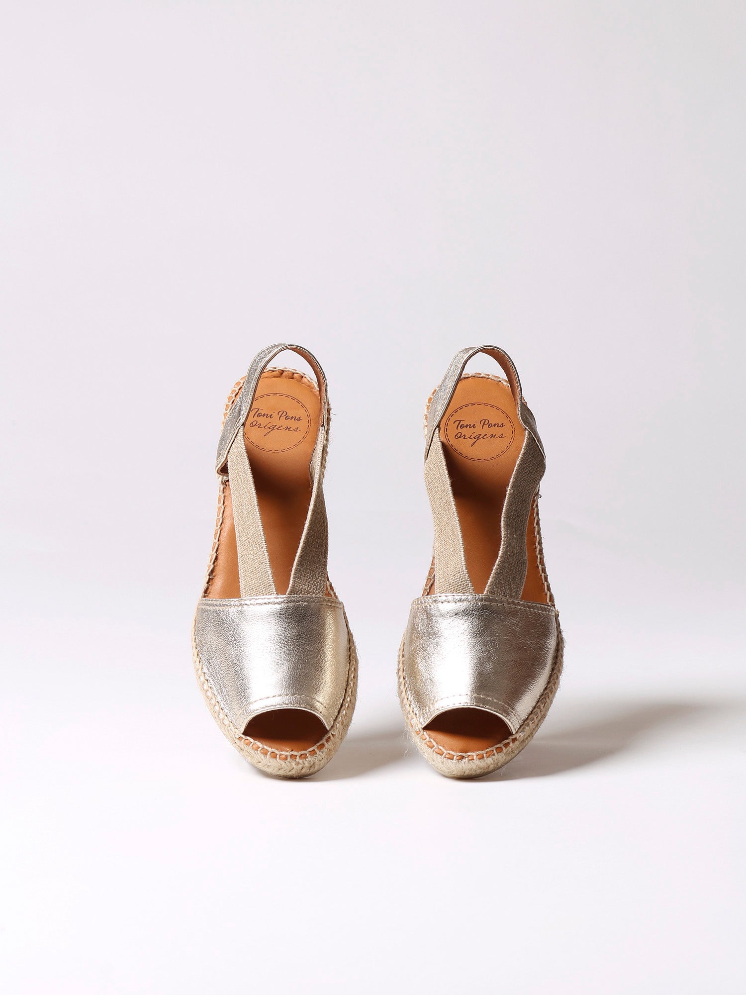 Flat leather sandal with elastics - ETNA