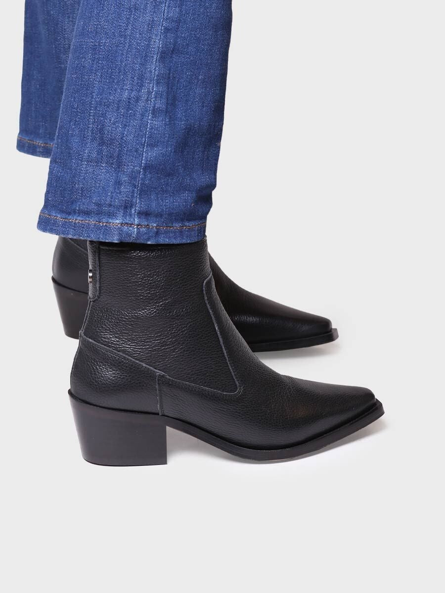 Women's leather ankle boot - IKIA-P