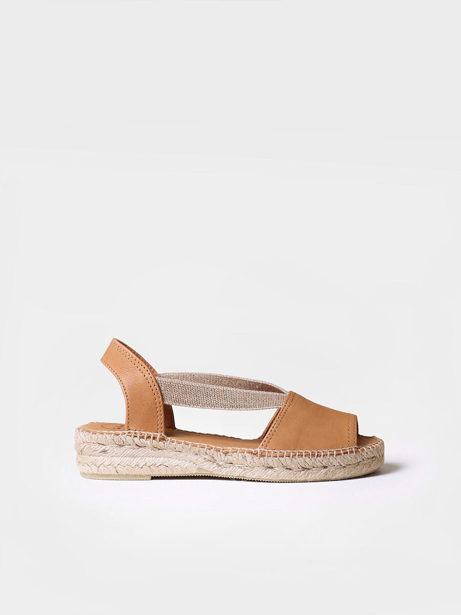 Flat leather sandal with elastics - ETNA-TAN