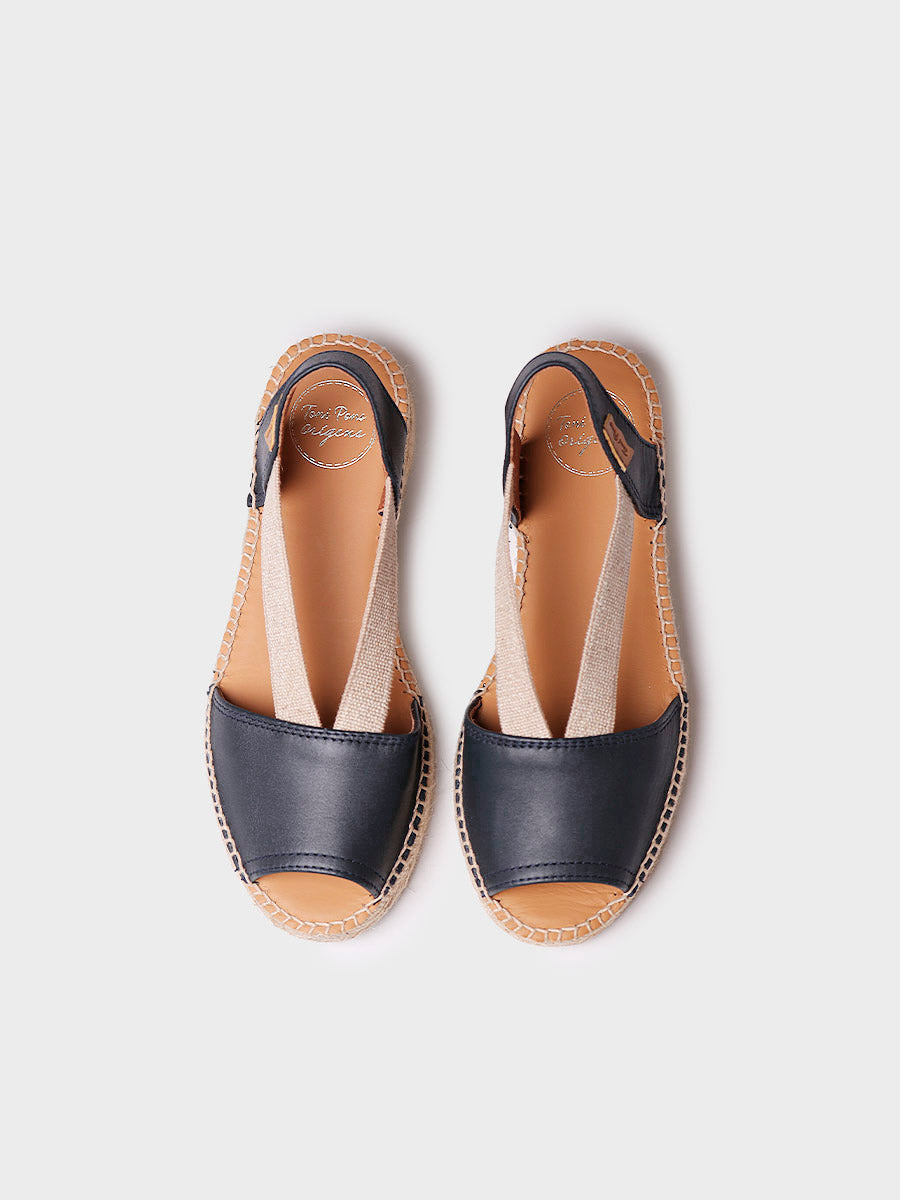 Flat leather sandal with elastics - ETNA